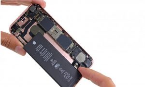 Characteristics of a Damaged Iphone Battery